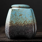 Geometric metalic urn